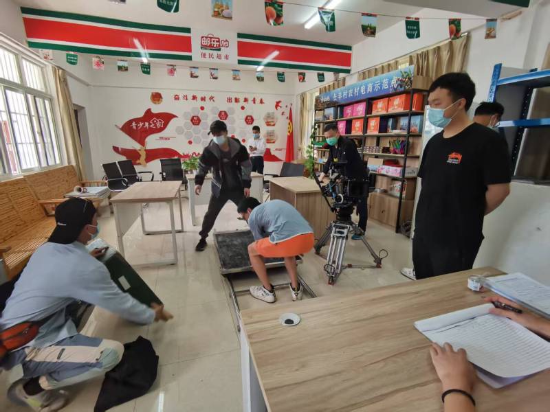 一支视频激活品牌生命力｜奇台县产品视频拍摄公司的创意魔法秀